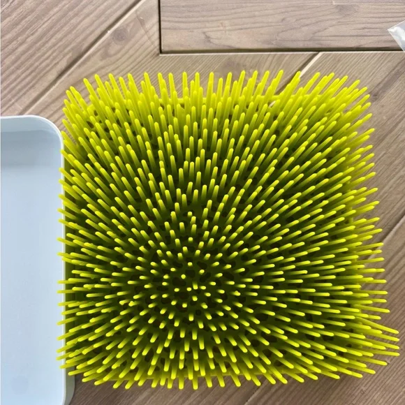 Boon l Lawn Countertop Baby Bottle Drying Rack l Size: OS (Set of 2) - Picture 12 of 13